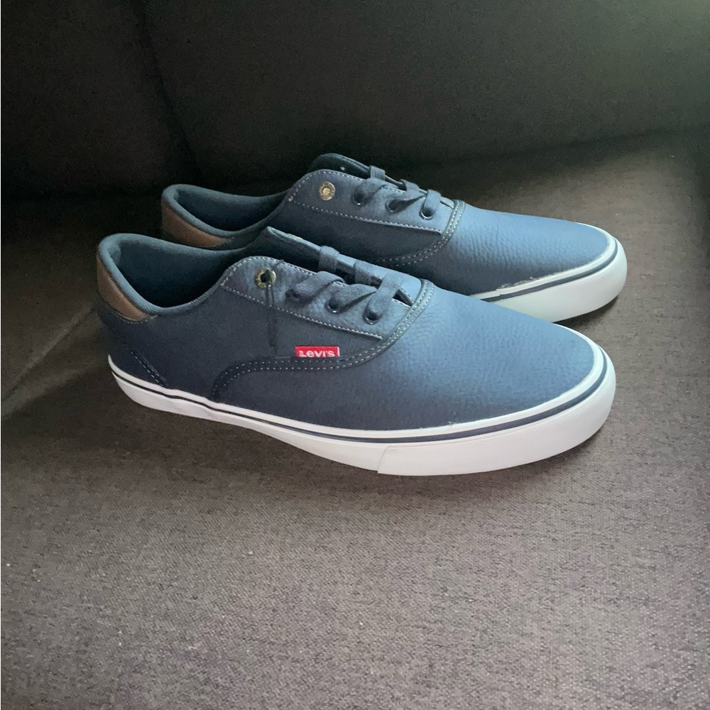 Levis Comfort Shoes